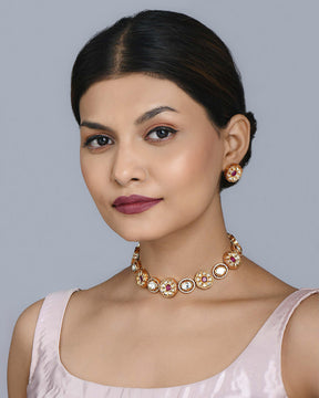 Meira Kundan Necklace Set