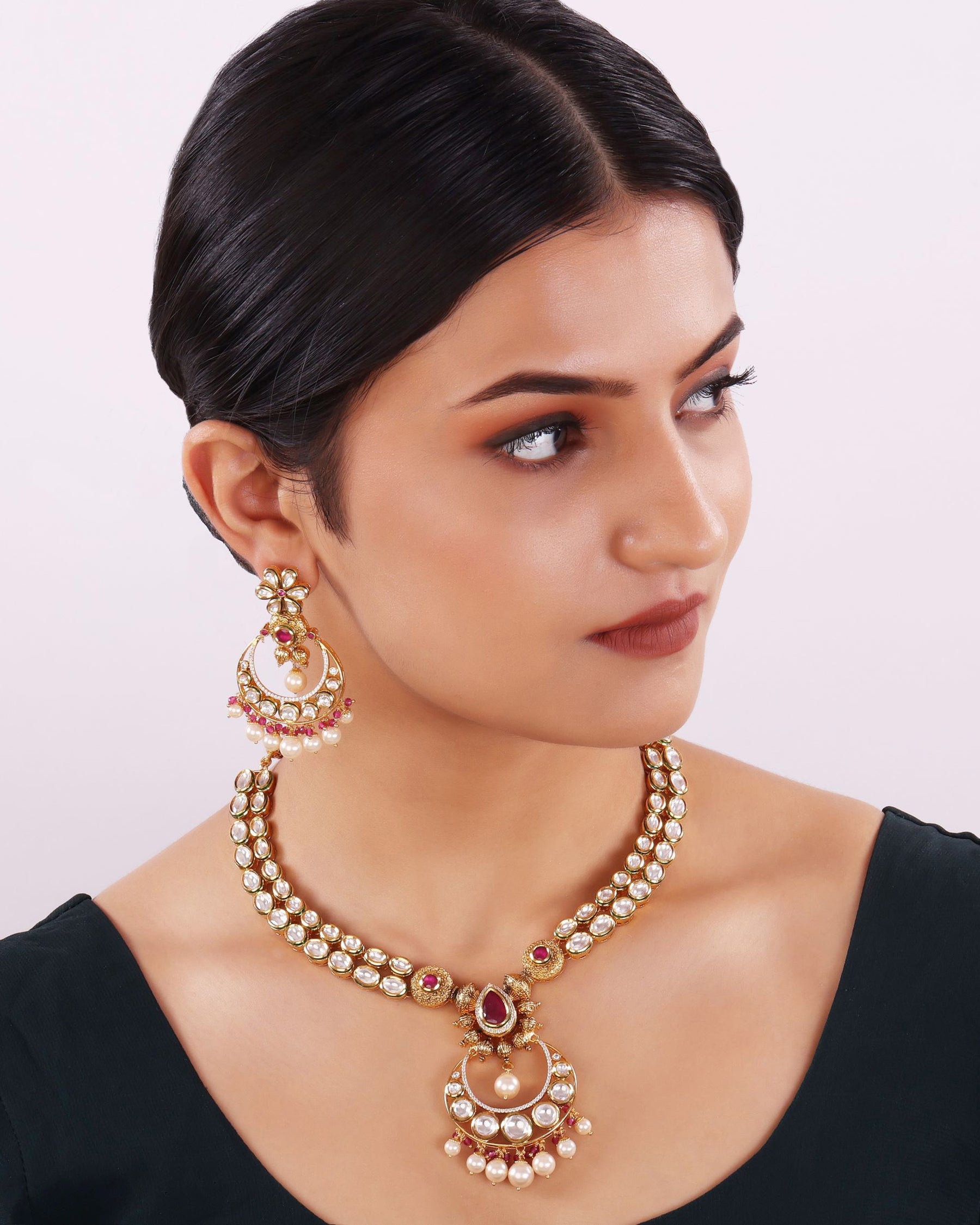 Chand Pearl Necklace Set