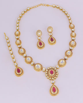 Ranya Kundan Necklace Set