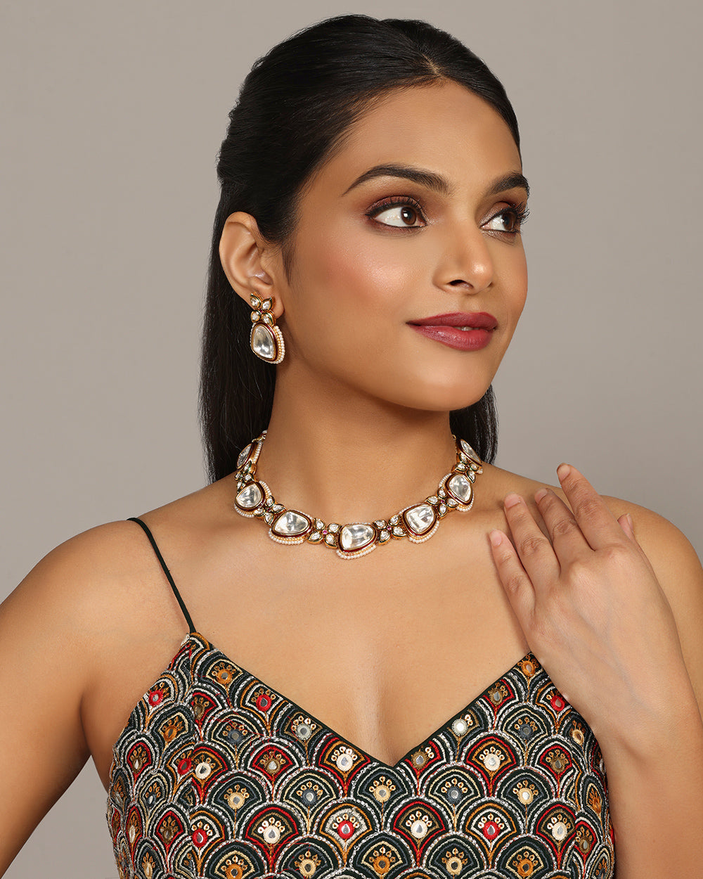 Anvika Kundan Necklace Set