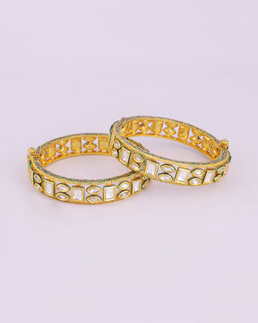 Anantya Kundan Bangles