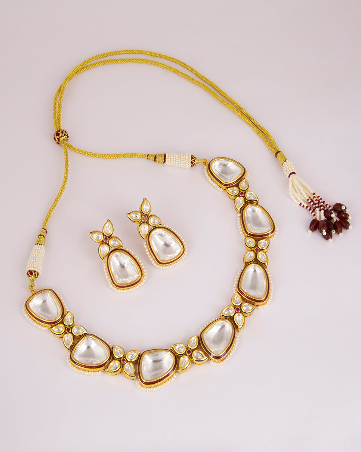 Anvika Kundan Necklace Set