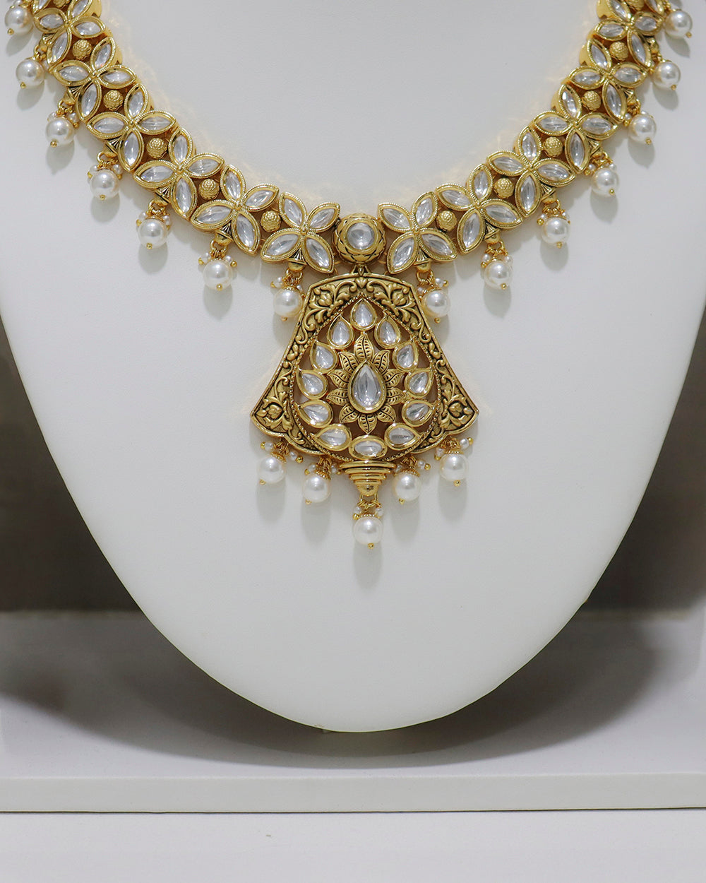Antique Pihu Necklace Set
