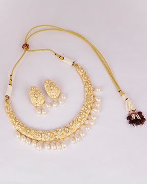 Durga Kundan Choker