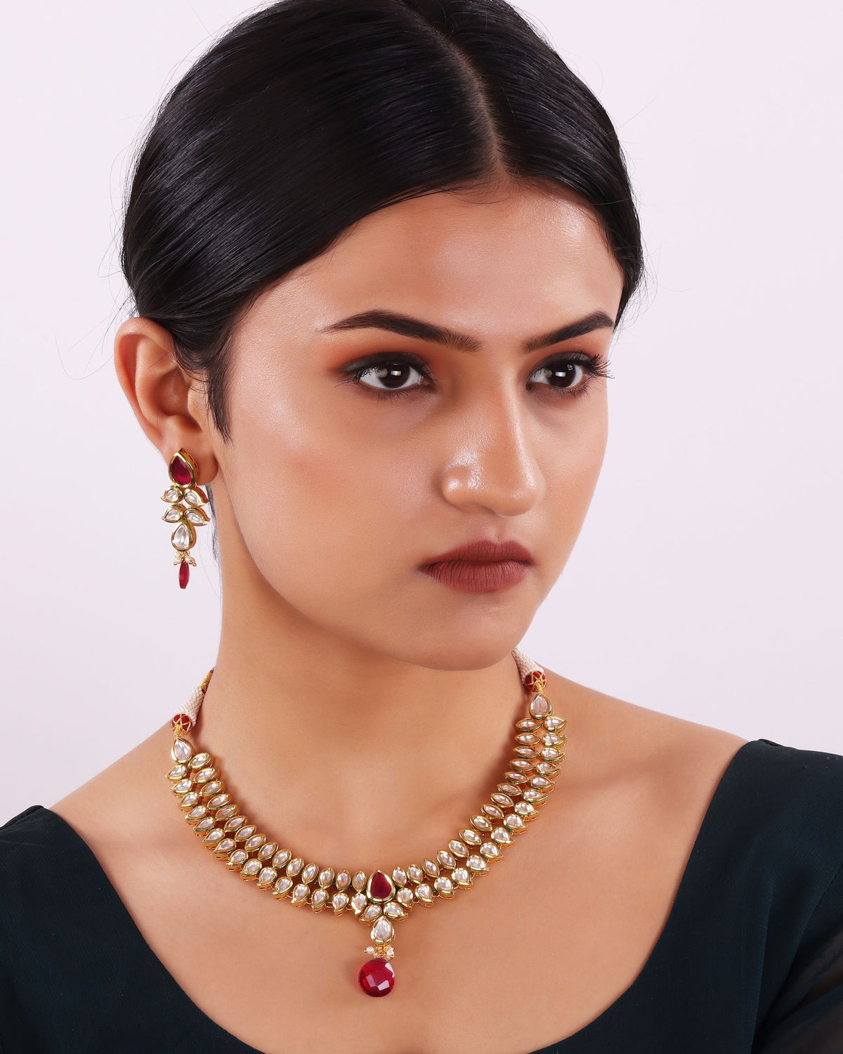 Classic Paan Necklace Set