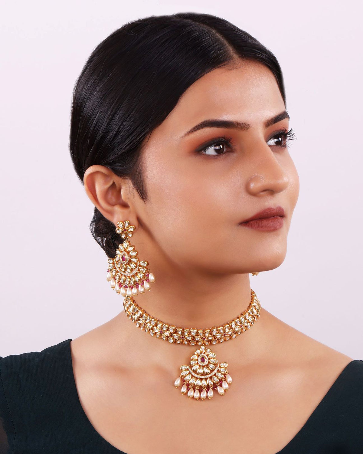 Choker Kundan Necklace Set