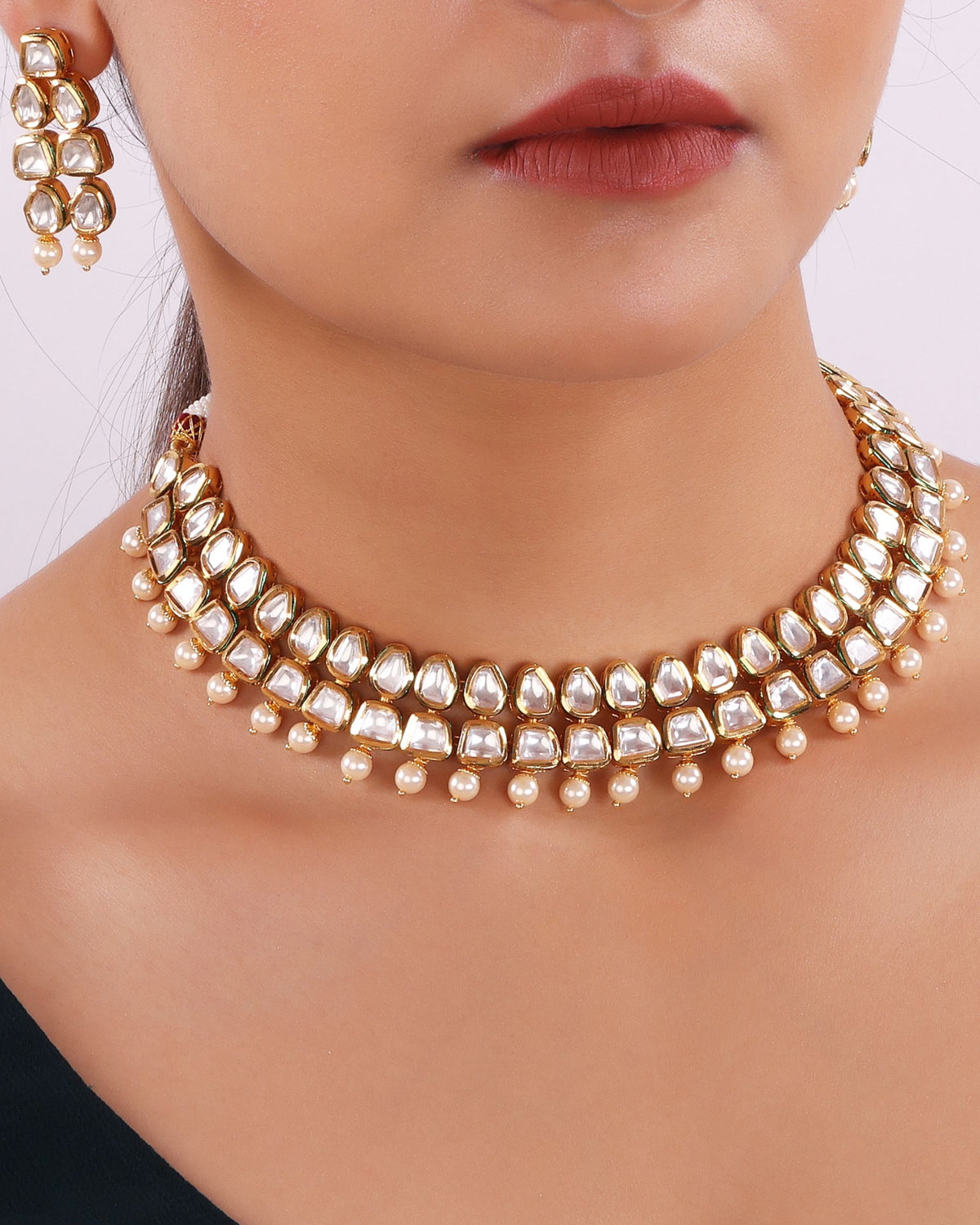 Uneven Kundan Necklace Set