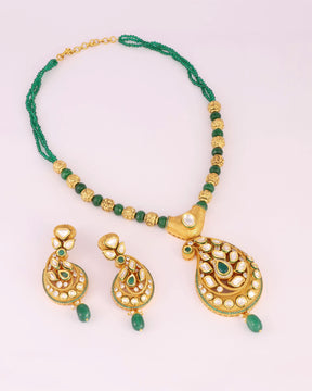 Panna Antique Pendant Set